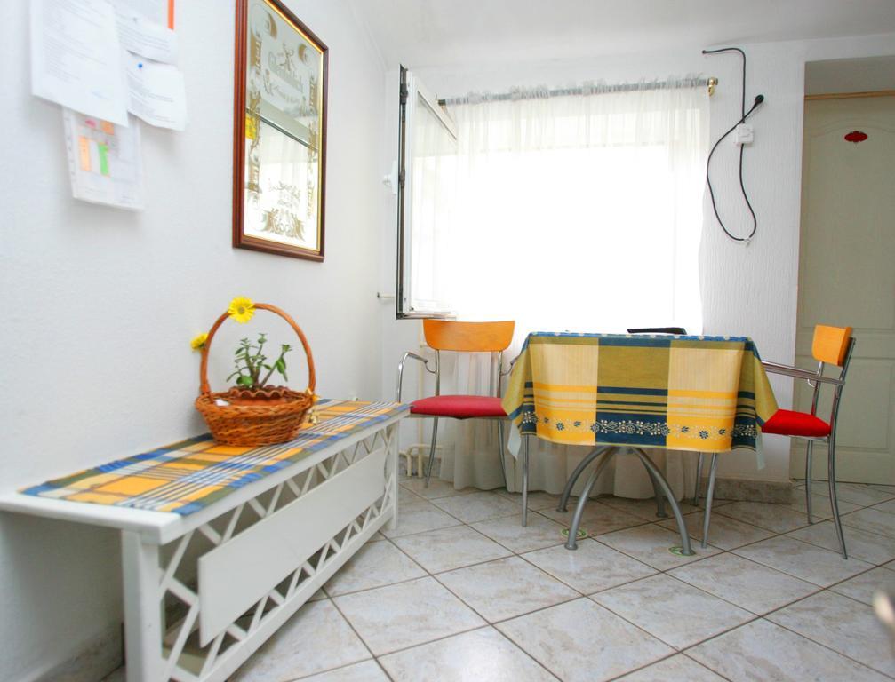 Hostel 021 Novi Sad Ngoại thất bức ảnh